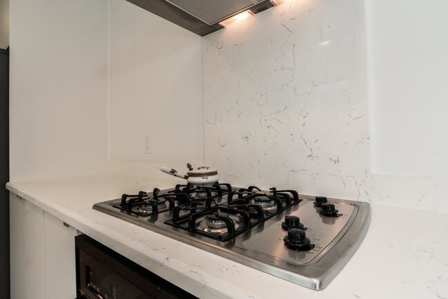 Foto del edificio - 5631 Winsome Ln