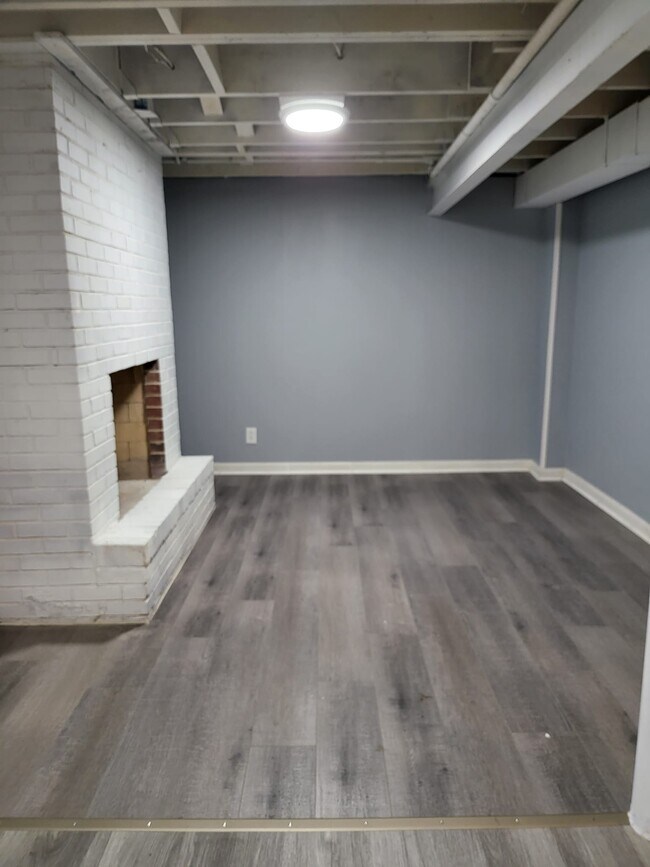Foto del edificio - 2836 Mersington Ave