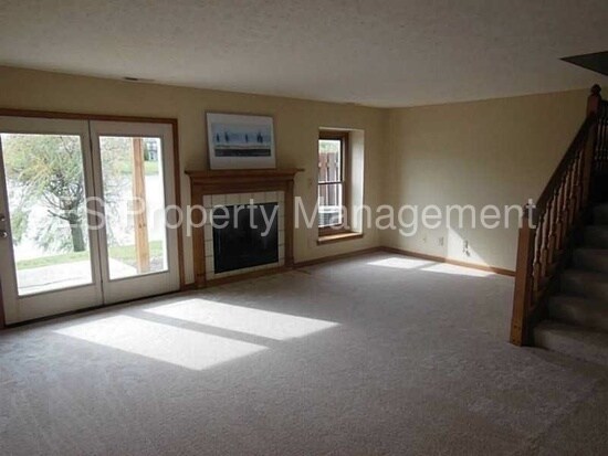 Building Photo - 5346 Bay Harbor Dr
