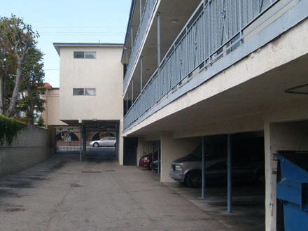 Foto del edificio - 13614 Cordary Ave