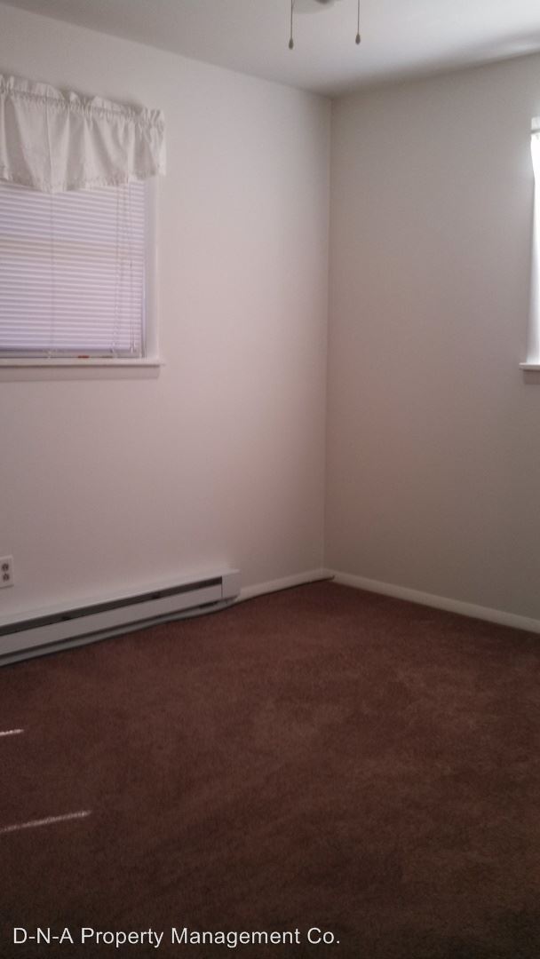 Foto del edificio - 1305 Hilltop Dr