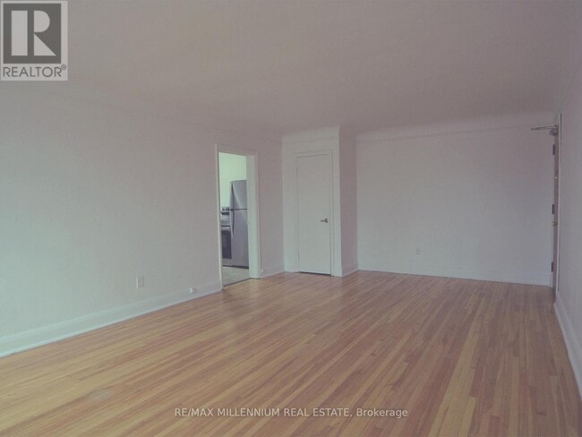 Building Photo - 141 Borden Ave N