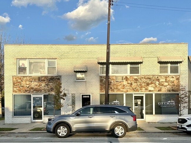 Building Photo - 6257 N Milwaukee Ave