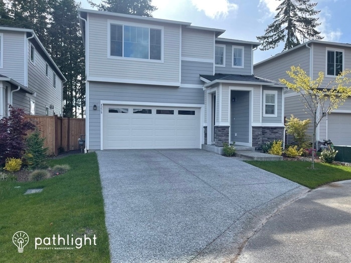 Foto principal - 4238 Andasio Loop SE, Port Orchard, WA, 98366