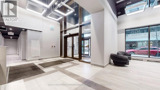 Building Photo - 100-LP100 Dalhousie St