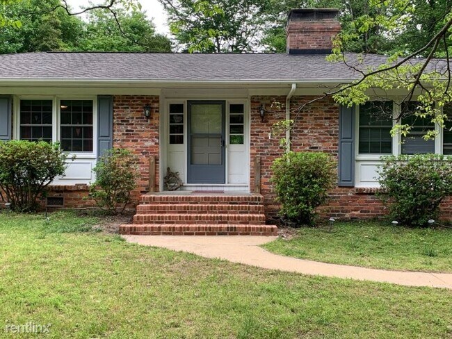 Building Photo - 3 br, 2.5 bath House - 275 Princess Pl