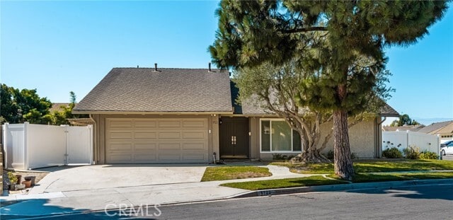 Building Photo - 5722 Padua Dr