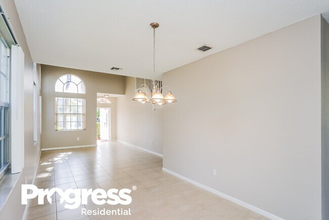 Building Photo - 1213 NW 159th Ln