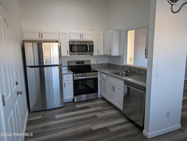 Foto del edificio - 4749 N Norman Rd