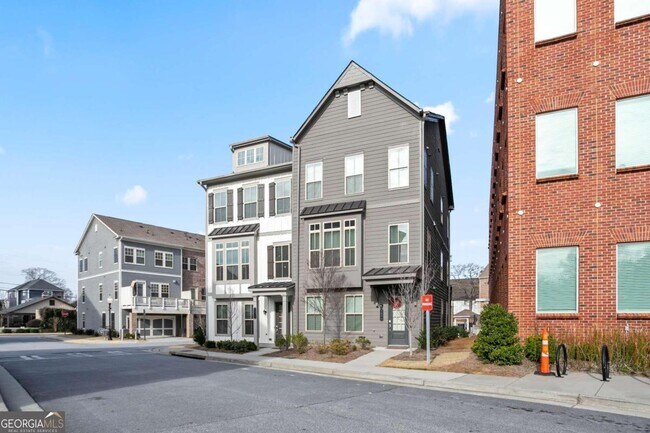 Building Photo - 2598 Gemini St
