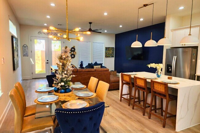 Photo - 3721 Lydia St House