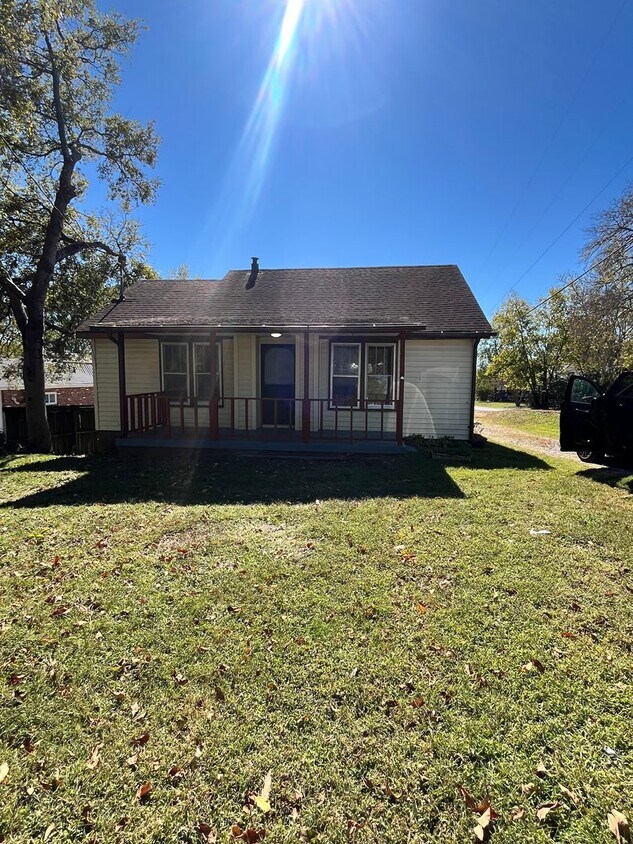 400 Cumberland Ave, Nashville, TN 37115 House Rental in Nashville, TN