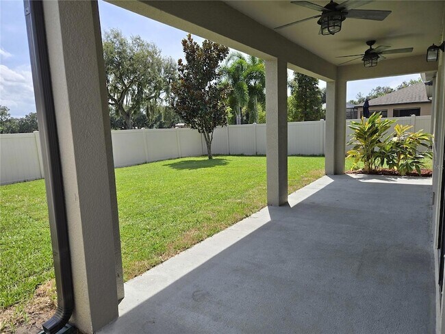 Foto del edificio - 10442 Arbor Groves Pl