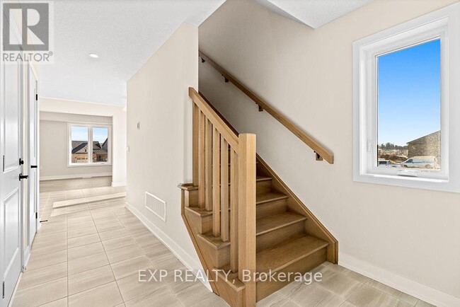 Building Photo - 131 Fitzgerald St