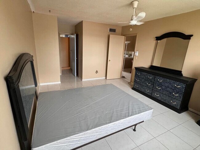 Foto del edificio - 2861 NW 47th Terrace