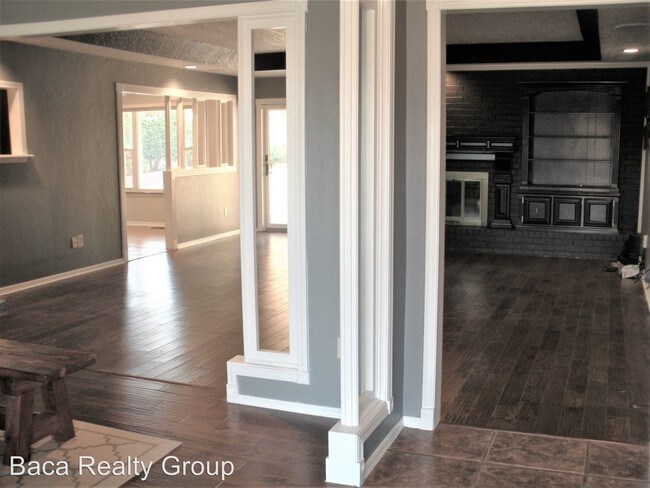 Foto del edificio - 4 br, 3 bath House - 4229 Cherry Hill Lane