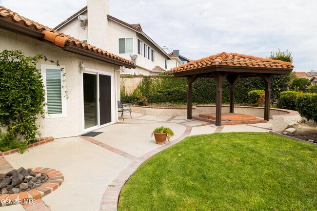 Building Photo - 3154 Provence Pl