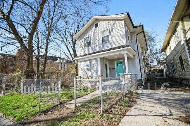 Building Photo - 1116 E 45th St