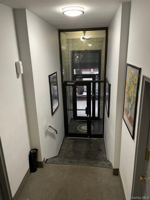 Foto del edificio - 413 E 82nd St