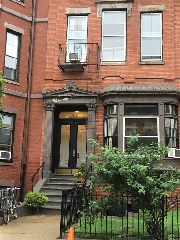 Foto del edificio - 397 Beacon St