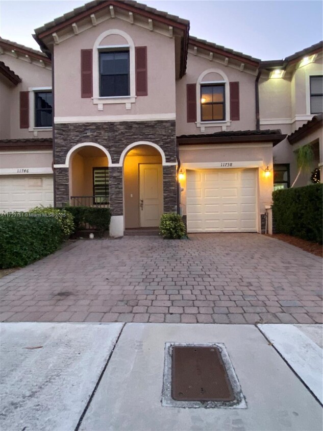 Foto principal - 11738 SW 151 Ave