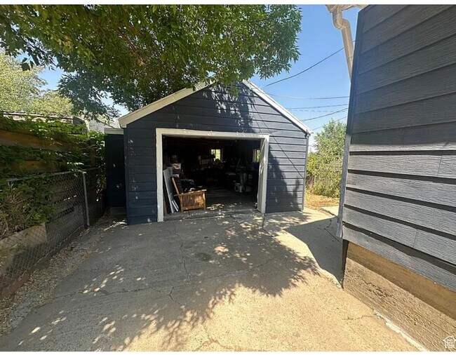 Building Photo - 3 Bed 2 Bath House in Ogden