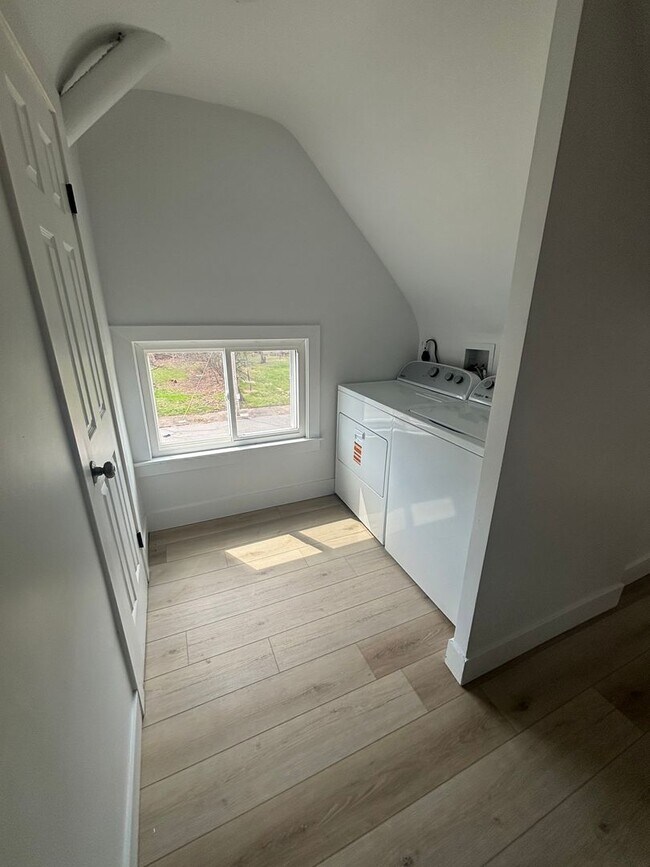 Foto del edificio - 1640 E 85th St