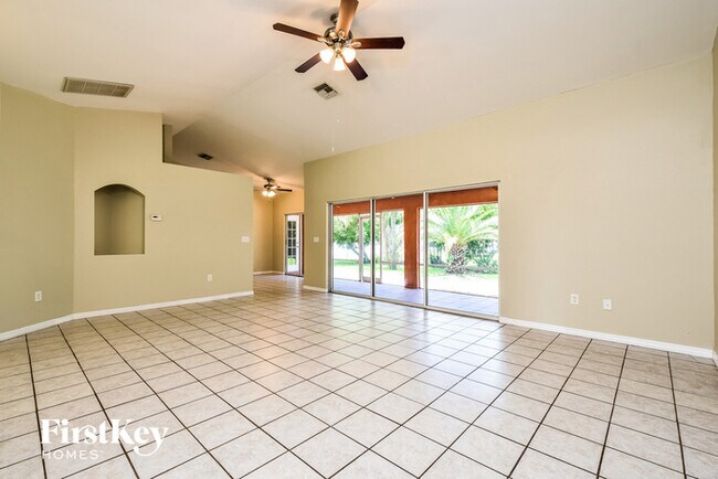 Foto del edificio - 2513 SW 1st Terrace