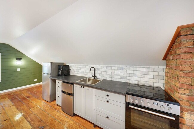 Foto del edificio - 507 W Wesley St