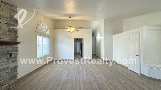 Building Photo - 13675 Ruby Cir