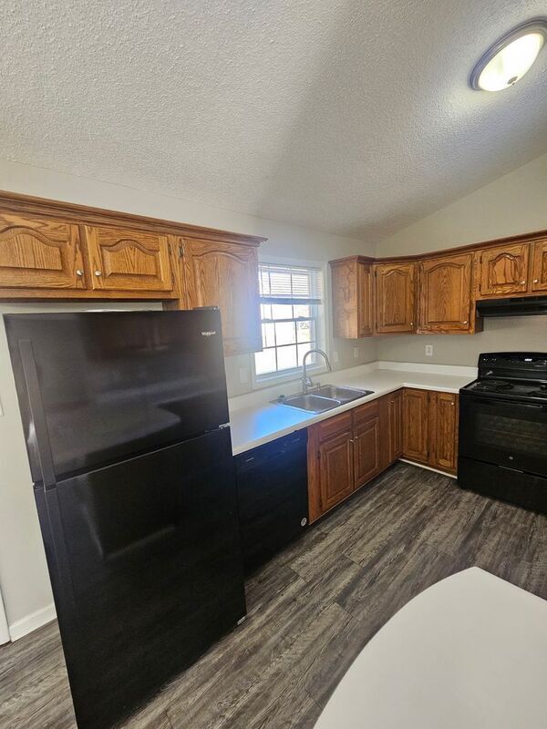 Foto del edificio - 137 Greenland Farms Dr