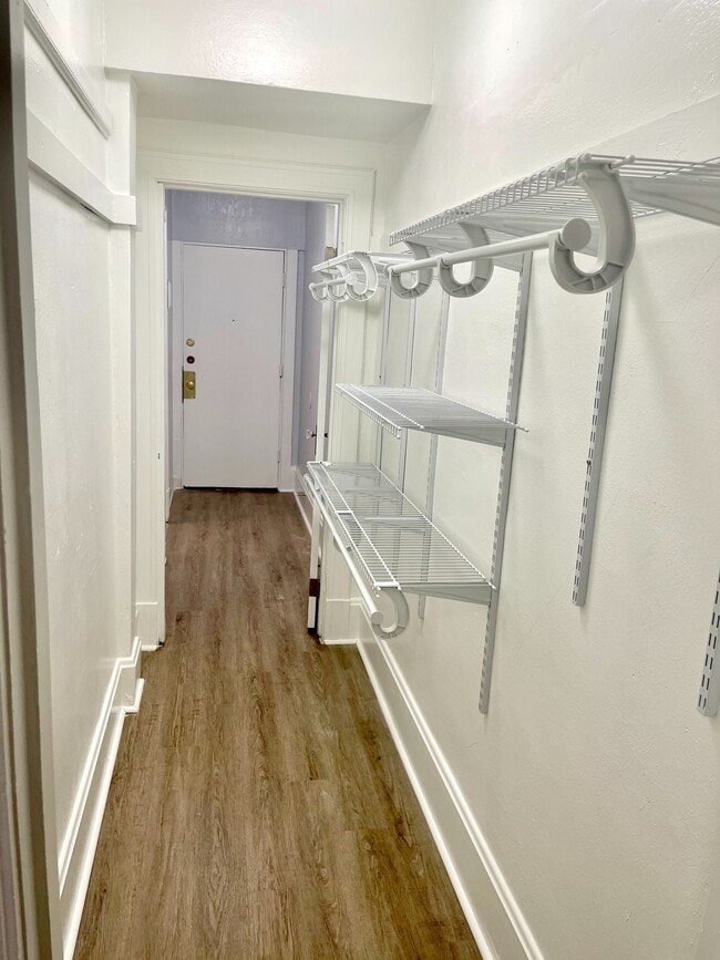 101 SC ARMARIO DE PASILLO FOTO 2 - Scandia Mignon Apartment Homes