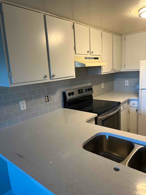 Foto del edificio - 6850 Blue Heron Blvd