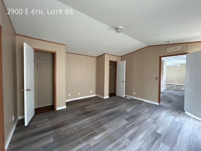 Foto del edificio - 2900 E 6th Ave