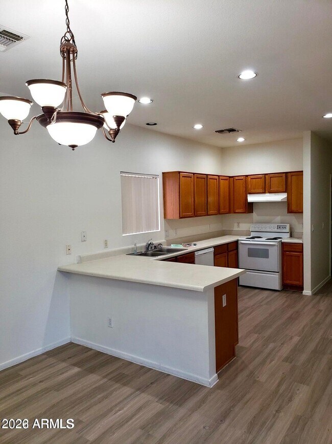 Foto del edificio - 1750 W Union Hills Dr