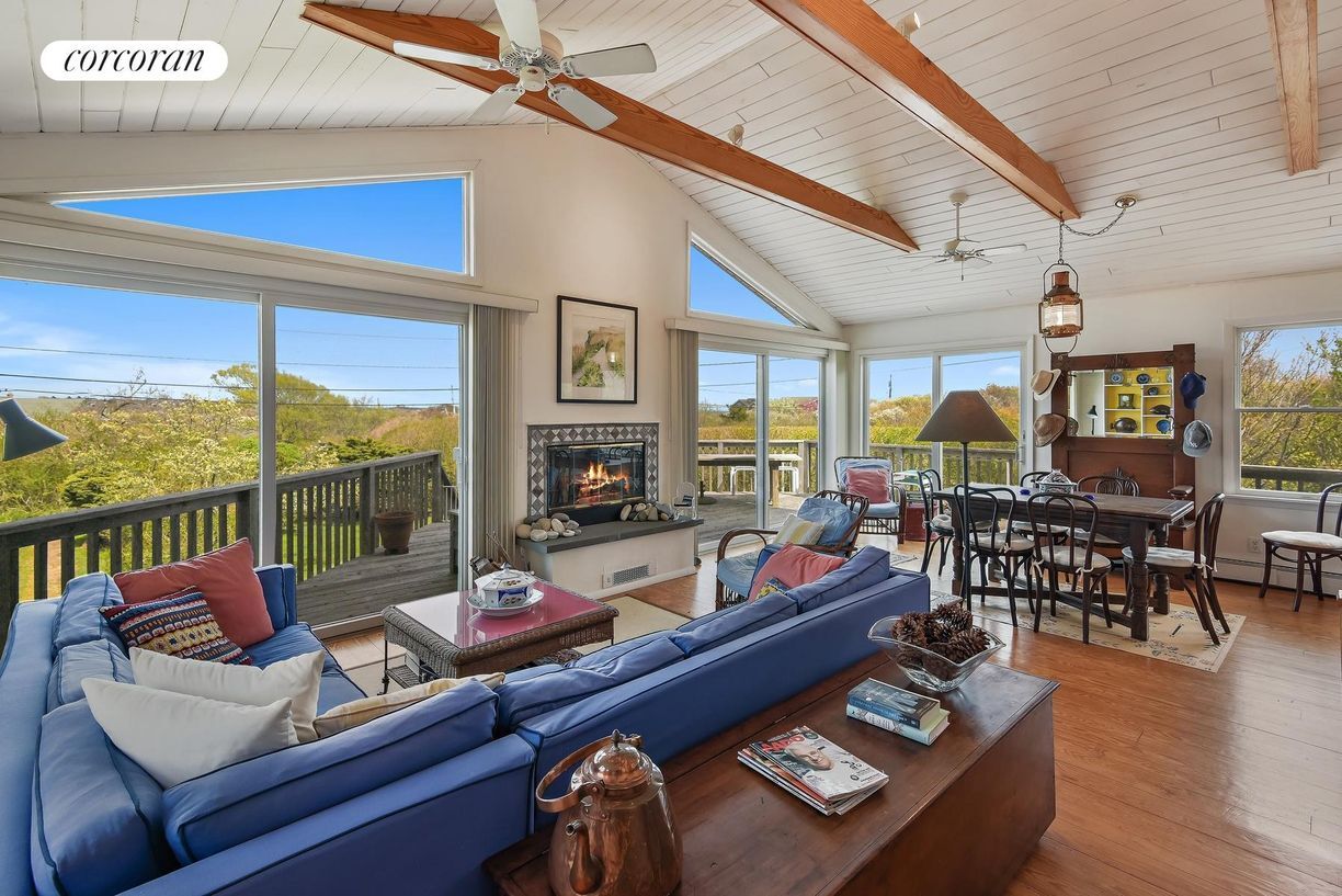 Foto principal - 68 Seaside Ave