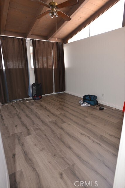 Foto del edificio - 2509 E Santa Fe Ave