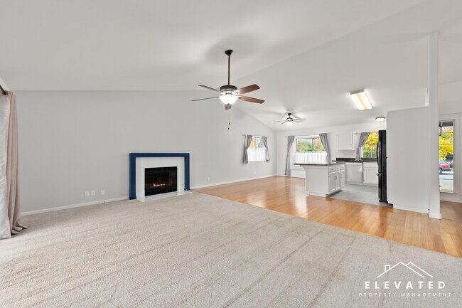 Foto del edificio - 2529 Buss Dr