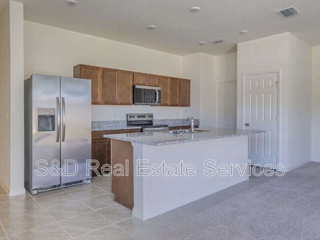 Building Photo - 8476 Monterey Pne Wy