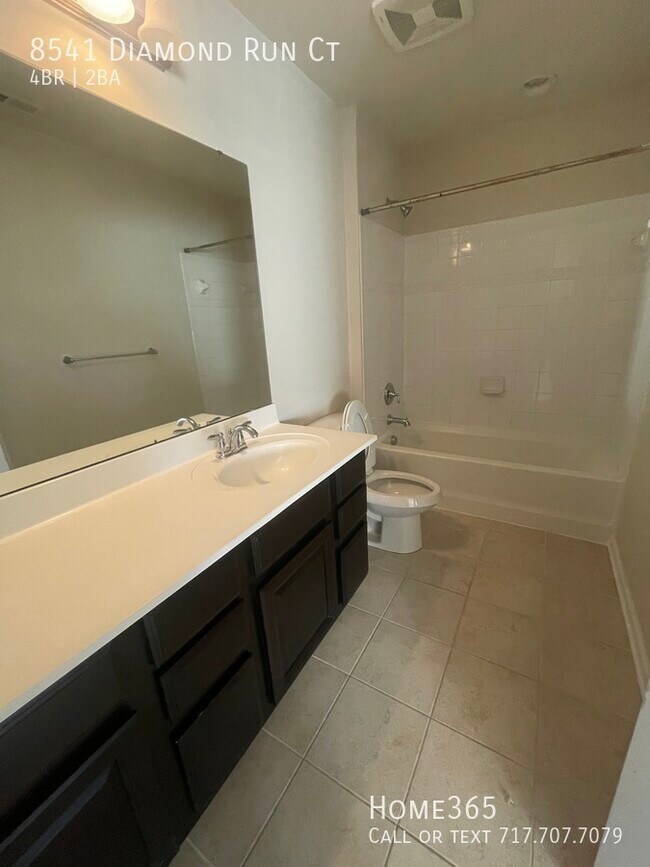 Building Photo - Simply Amazing like pet friendly 4 bedroom...