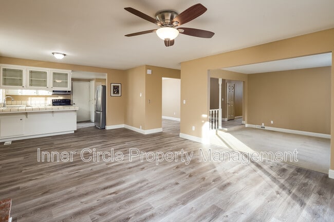 Building Photo - 304 Cabrillo Pl