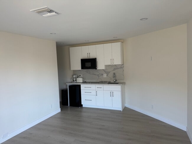 Foto del edificio - 2303 Pennerton Dr