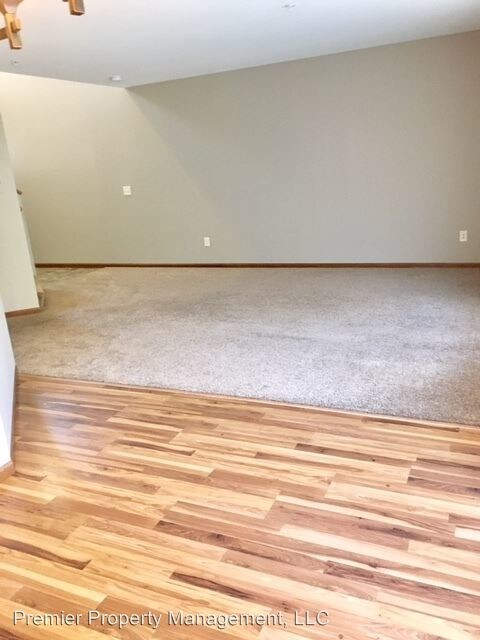 Foto del edificio - 2125 Liberty Glen Loop