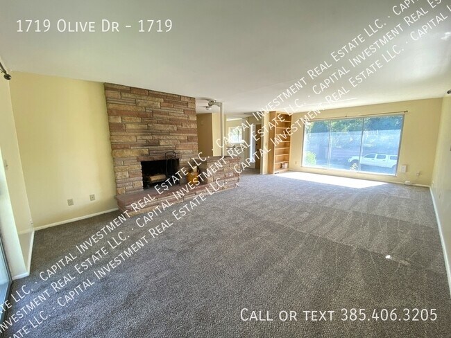 Foto del edificio - 1719 Olive Dr