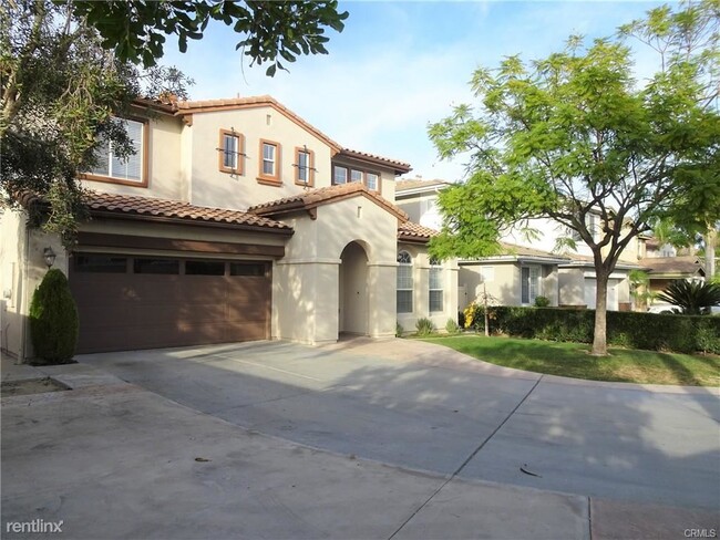 Foto del edificio - 5 br, 3.5 bath House - 1190 N Amberly Ln