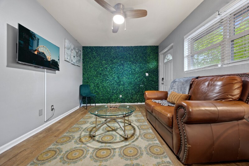 Foto principal - 692 Smith St SW