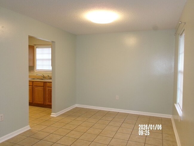 Foto del edificio - 3BR/1.5BA Single Family Home in Gautier - Rent $1200.00