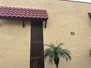 Building Photo - 1845 S Highland Ave