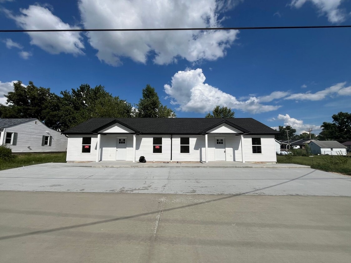 Foto del edificio - 330-330 Sappington Bridge Rd