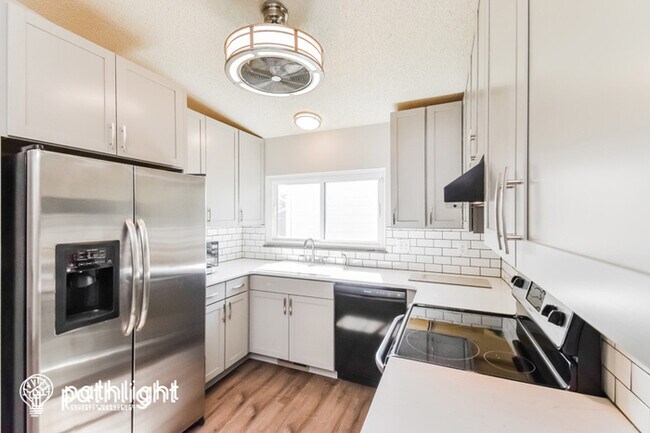 Foto del edificio - 5545 Alma Terrace, Colorado Springs, CO, 8...